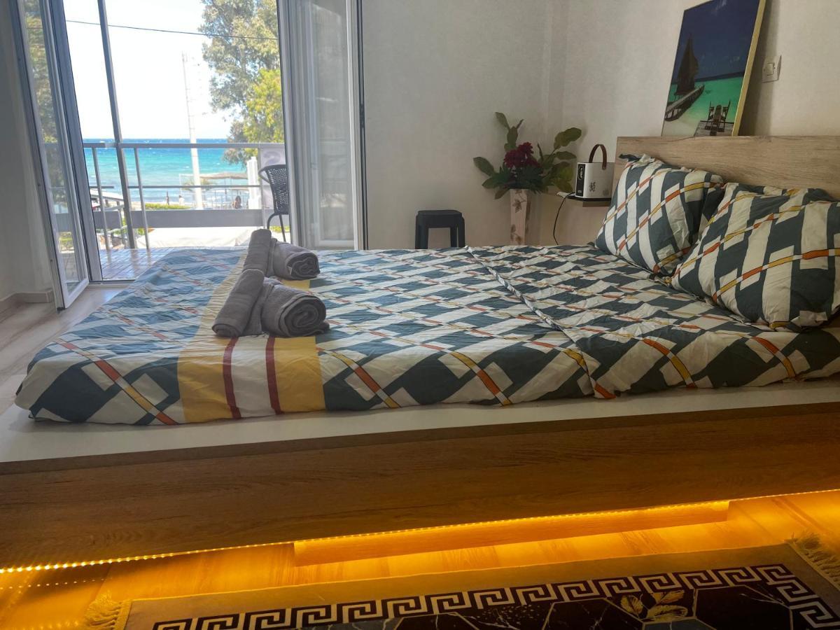 一线海景房seaview Apartment Artemi Extérieur photo